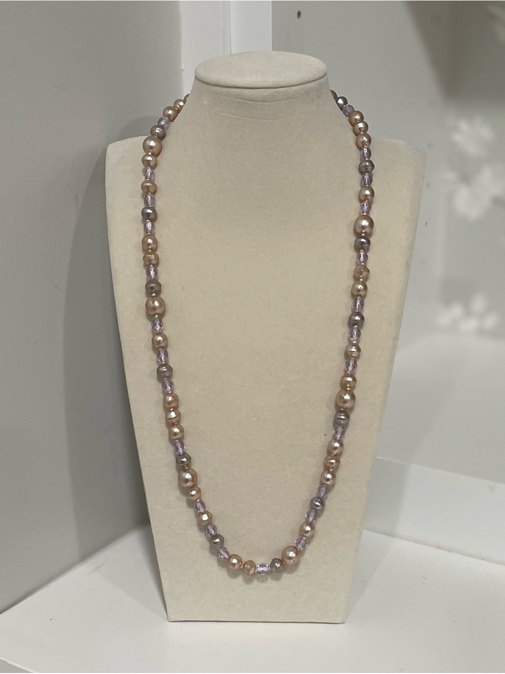 Anne Klein Faux Pearl Necklace Champagne Classy Elegant Vintage Revival Preppy